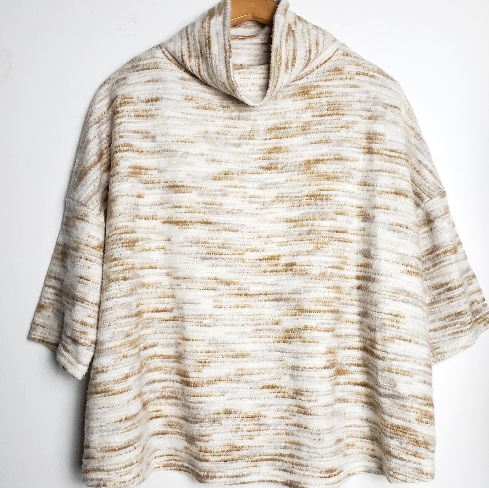 SILENCE & NOISE Urban Outfitters Sweater!